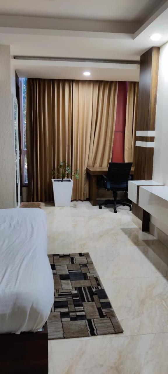 Hotel Maira Dehradun Exterior photo